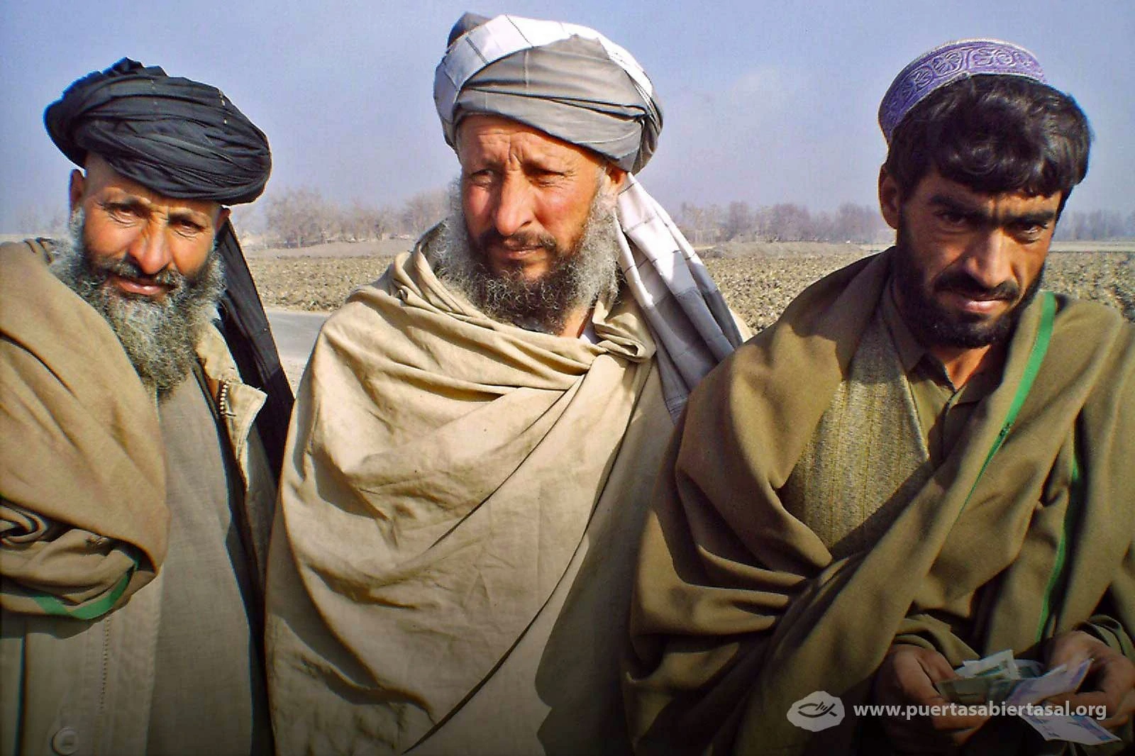 Para afganos como estos, seguir a Cristo es un desrespecho a la familia y a la comunidad