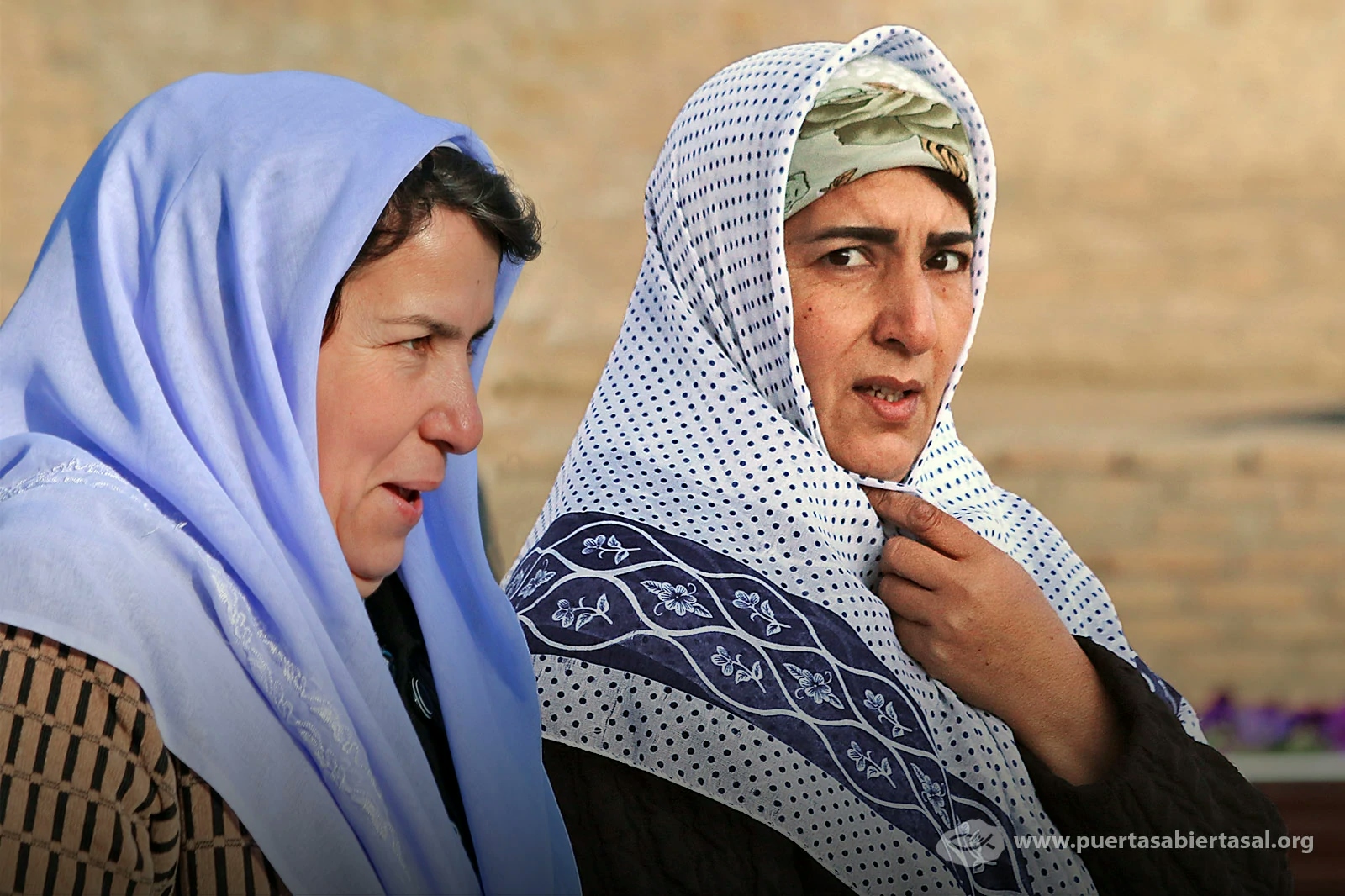 En Uzbekistán hay dos causantes principales de la persecución: el Estado y la sociedad musulmana.
